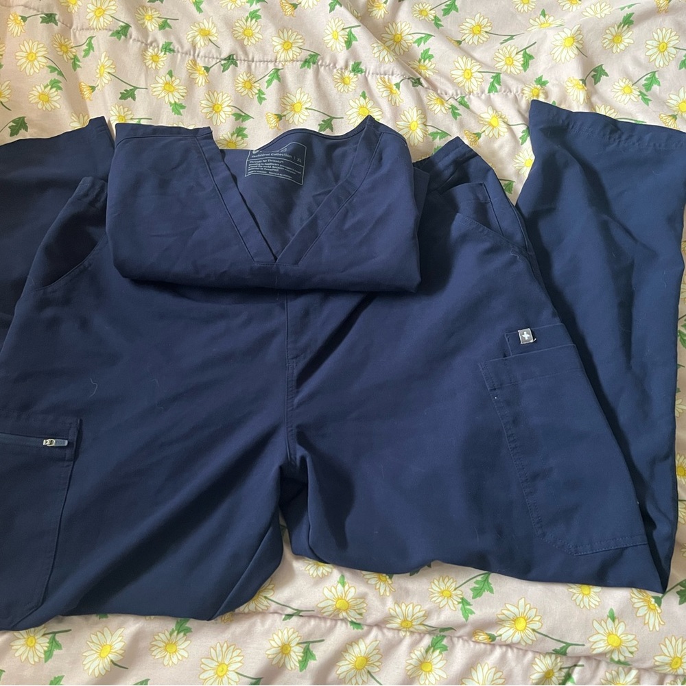 Figs Scrub set